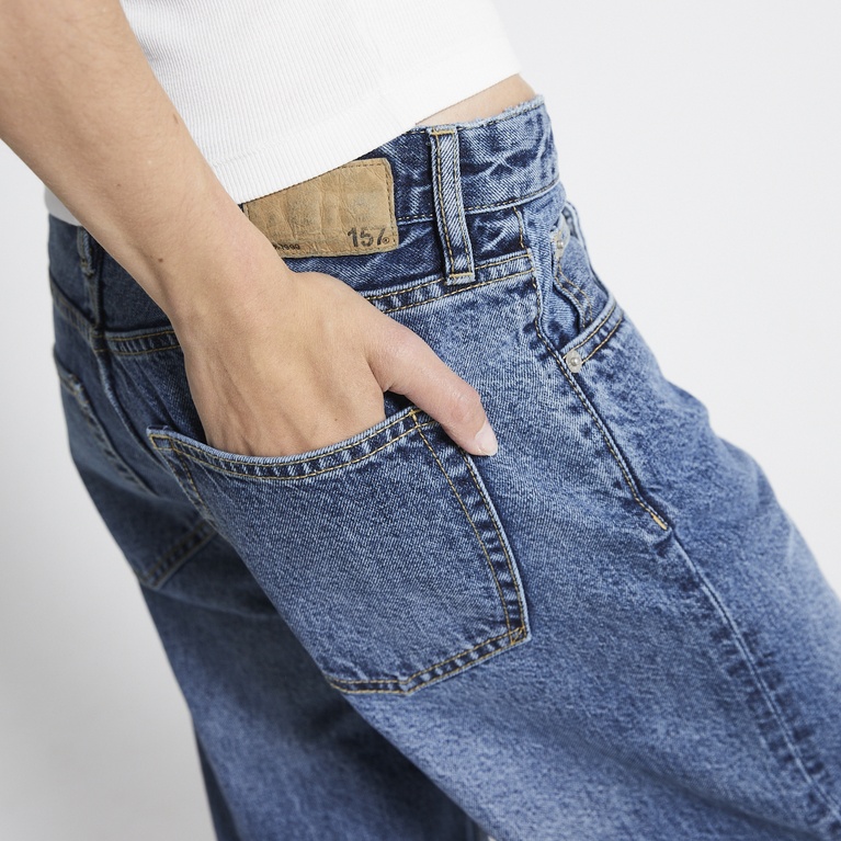 Mid waist wide jeans "Looser" Mid wash